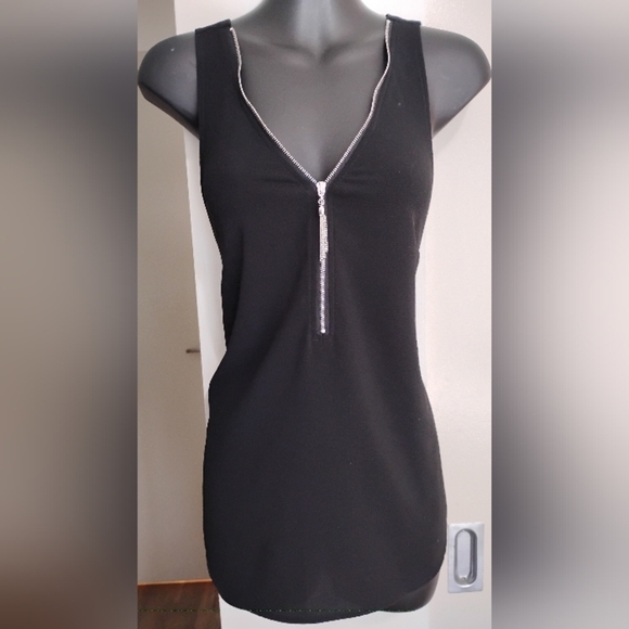 Dynamite Black Cut Out Backless Tank Top - Picture 6 of 7